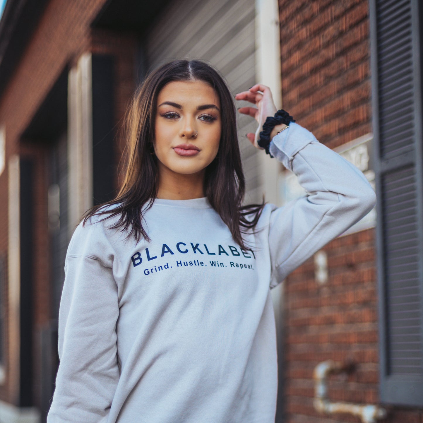 Cream Logo Crewneck Unisex